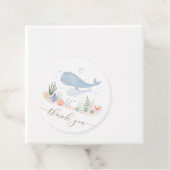 Étiquettes Cadeau Sous le Baby shower marin (En situation)