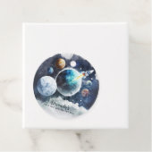 Étiquettes Cadeau Space Planètes & Rockship Boy 1er anniversaire (En situation)