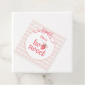 Étiquettes Cadeau Strawberries Two Sweet 2nd Birthday (En situation)