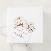 Étiquettes Cadeau Terracotta et fleurs blanches Boho Merci (En situation)