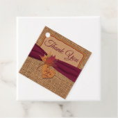 Étiquettes Cadeau Tomber dans l'amour, Feuilles d'automne, Favoris d (En situation)