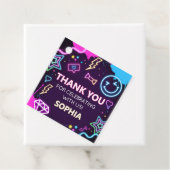 Étiquettes Cadeau Treize Neon adolescent Carré de fête d'anniversair (En situation)