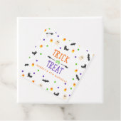 Étiquettes Cadeau Trick ou traiter Halloween Anniversaire thème de f (En situation)