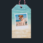 Étiquettes-cadeau Tropical Aqua Beach Wives Wives 2-Side Photo<br><div class="desc">Notre fun Sand est le design New Snow est un dans une série de modèles de vacances amusants. Cette version dispose d'espace pour une note manuscrite sur vos étiquettes cadeaux imprimées. Cette étiquette-cadeau photo de style rétro présente une jolie icône de palmier dessinée à la main, une écriture blanche, une...</div>