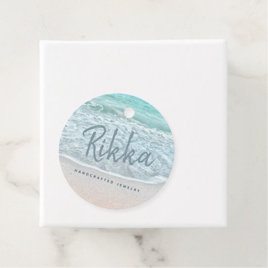 Étiquettes Cadeau Turquoise Ocean Sandy Beach Bijoux artisanaux (En situation)