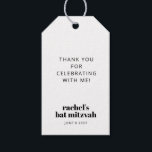Étiquettes-cadeau Typographie moderne Gras Bat mitzvah noir et blanc<br><div class="desc">Tag cadeau Bat mitzvah noir et blanc</div>