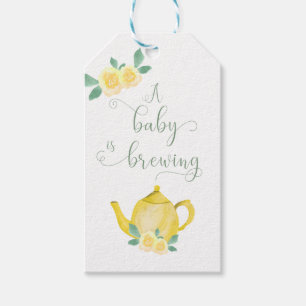 Étiquettes-cadeau Un bébé est en train de brasser un Baby shower d