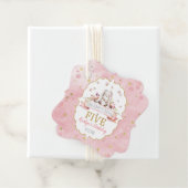 Étiquettes Cadeau Un lapin atteint le cinquième anniversaire (En situation)