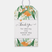 Étiquettes-cadeau Un petit Baby shower de typographie orange Cutie (Dos)