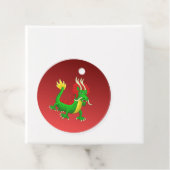 Étiquettes Cadeau Un petit dragon chinois (En situation)