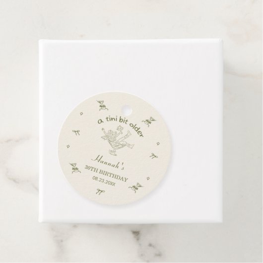 Étiquettes Cadeau Un Tini Un Peu Plus Ancien Espresso Martini Bow An (En situation)