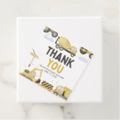 Étiquettes Cadeau Under Construction Baby Shower (En situation)