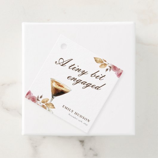 Étiquettes Cadeau Une Tiny Bit Espresso Martini Baby Shower (En situation)