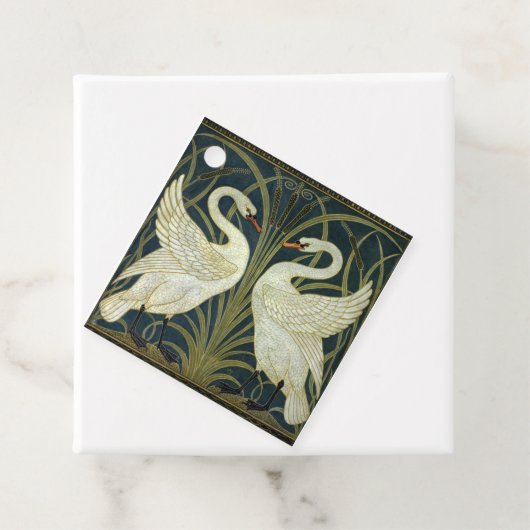 Étiquettes Cadeau Walter Crane Swan & Rush and Iris Victorian (En situation)