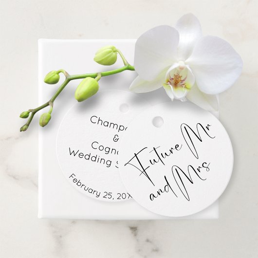 Étiquettes Cadeau Wedding shower de script moderne Futur M et Mme