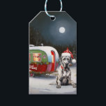 Étiquettes-cadeau Winter Great Dane Caravan Christmas Adventure<br><div class="desc">Laissez-vous tenter par la magie d'une nuit d'hiver enneigée alors qu'une caravane glisse gracieusement à travers le paysage illuminé par la lune. La beauté sereine de la neige scintillante et l'éclat enchanteur de la lune créent une scène captivante, promettant une aventure de Noël inoubliable remplie de chaleur, de joie et...</div>