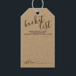 Étiquettes cadeaux de la liste des Mariages de scr<br><div class="desc">Ajoutez une touche personnelle à votre mariage avec une carte de liste de codes de mariage de script moderne. Cette carte comporte le titre "liste de bucket" en noir style de police de script moderne et des détails en noir style de police sans serif moderne sur papier kraft.</div>