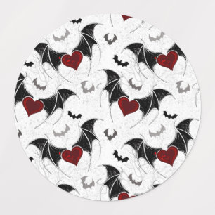 Étiquettes Coeur d'Halloween avec ailes de chauve-souris noir