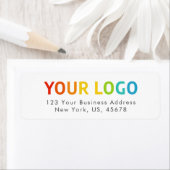 Étiquettes d'adresse de retour du logo horizontal  (En situation)