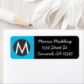 Étiquettes d'adresse de retour Monogramme moderne (En situation)