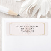 Étiquettes d'adresse de retour rose pâle (En situation)