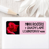 ÉTIQUETTES D'ADRESSE ROSE ROUGE (En situation)