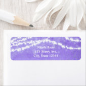Étiquettes d'adresse violettes de guirlandes céles (En situation)