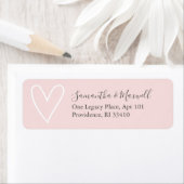 Étiquettes de adresse de coeur rose Valentine (En situation)