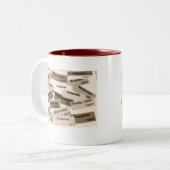 ÉTIQUETTES DE DROGUE DANS LA TASSE DE SÉPIA (Devant gauche)