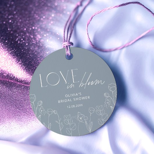 Étiquettes de faveur florales bleues poussiéreuses