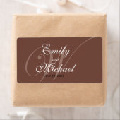 Étiquettes de mariage Monogramme - Chocolat (En situation)