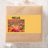 Étiquettes de nom HELLO Fleurs de Tulipe Conférenc (En situation)