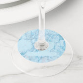 Étiquettes de verre à vin à motif de marbre simulé (De près)