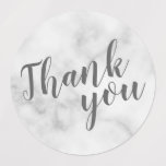 Étiquettes Marbre blanc moderne  Mariage Merci<br><div class="desc">Marbre blanc de script moderne Mariage Favor Merci Étiquettes avec le titre "Merci" en gris police de caractères modernes sur l'arrière - plan en marbre blanc.</div>