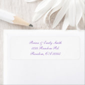 Étiquettes personnalisés en blanc avec script viol (En situation)