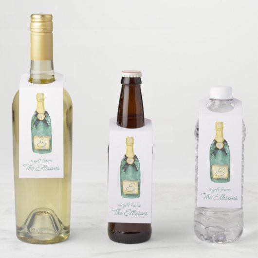 Étiquettes Pour Bouteilles Aquarelle Monogramme Vin (En situation)