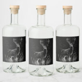 Étiquettes Pour Bouteilles De Liqueur Cerf aux bois encadrés par champ et arbre (Bouteilles)