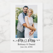 Étiquettes Pour Bouteilles De Vin Calligraphie Coeur M. et Mme Mariage Mini (Étiquettes simples)