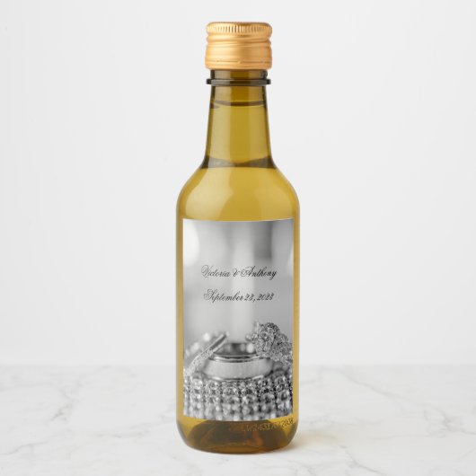 Étiquettes Pour Bouteilles De Vin Mariage Argent Nom élégant Date Script Mini (Devant)
