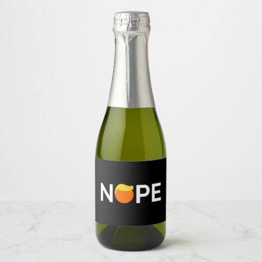 Étiquettes Pour Bouteilles De Vin Mousseux Anti-Trump - Nope Edition (Devant)