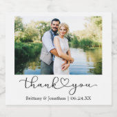 Étiquettes Pour Bouteilles De Vin Mousseux Calligraphie Coeur Script Couple Mariage photo (Étiquettes simples)