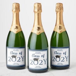 Étiquettes Pour Bouteilles De Vin Mousseux Classe de 2024 Elégant Navy Blue Graduation Party