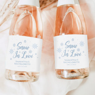 Étiquettes Pour Bouteilles De Vin Mousseux Neige en amour Bachelorette d'hiver Champagne