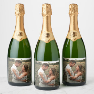 Étiquettes Pour Bouteilles De Vin Mousseux Photo écriture moderne Nous sommes fiancés Fête de
