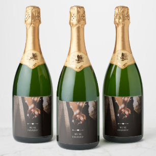 Étiquettes Pour Bouteilles De Vin Mousseux Photo sombre   FIANÇAILLES  