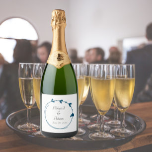 Étiquettes Pour Bouteilles De Vin Mousseux Turquoise Bleu Simple Coeur Mariage de couronne