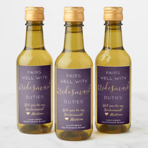 Étiquettes Pour Bouteilles De Vin Pairs Well Bridesmaid Proposition Purple & Gold Mi