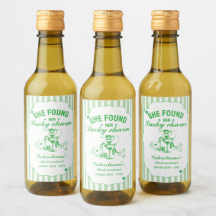 Étiquettes Pour Bouteilles De Vin St patrick elle a trouvé son charme chanceux enter