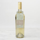 Étiquettes Pour Bouteilles Feuilles vertes tropicales et dorées sur fond saug (Sur bouteille)