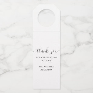 Étiquettes Pour Bouteilles Mariage de script simple en noir et blanc merci